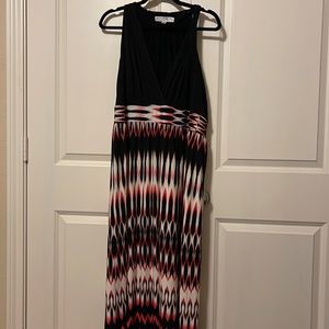 Maggy London maxi dress. Plunging neckline. Size 22W